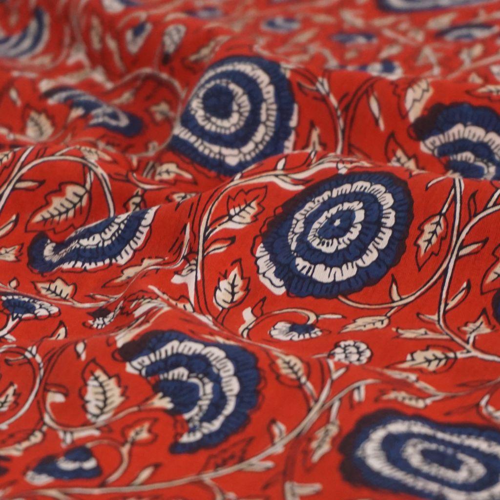 Voile leichte Baumwolle Blüten Ranken rot